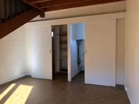 t2 duplex avec cour privative