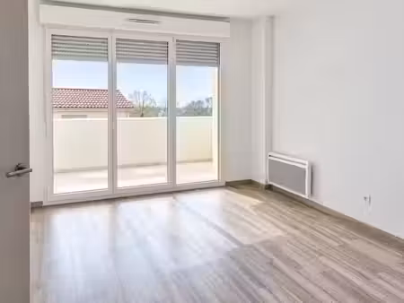 location appartement 2 pièces 38.1 m² à marseille 15ème (13015)  554 €