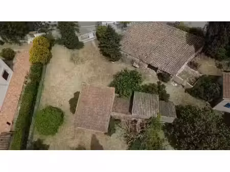 vente terrain 526 m² à roquefort-la-bédoule (13830)  270 000 €