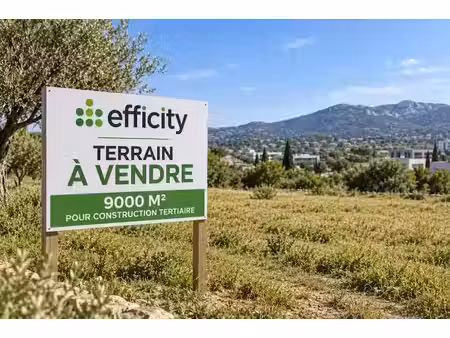 vente terrain 9300 m² à aubagne (13400)  3 200 000 €