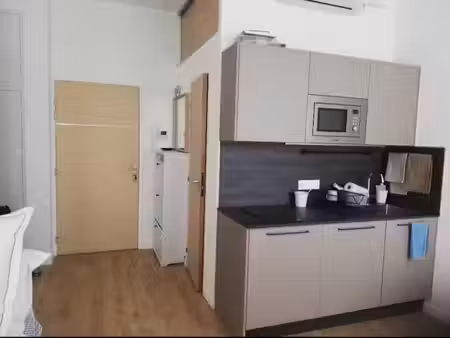 location meublée appartement 1 pièce 18.88 m² à nice (06000)  702 €