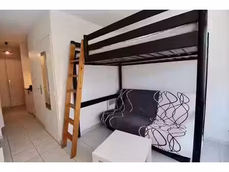 location appartement 1 pièce 18 m² à paris 3ème (75003)  790 €