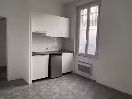 location meublée appartement 1 pièce 18 m² à paris 12ème (75012)  687 €