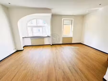 location appartement 3 pièces 77 m² à schiltigheim (67300)  750 €
