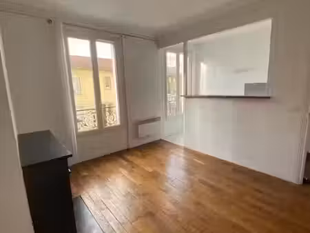 location appartement 2 pièces 40 m² à courbevoie (92400)  817 €