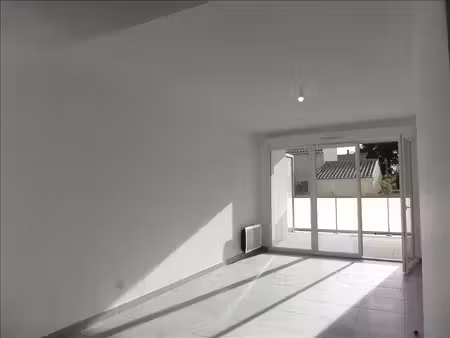 appartement 3 pièces 60 09 m² + loggia 11 m²+ parking