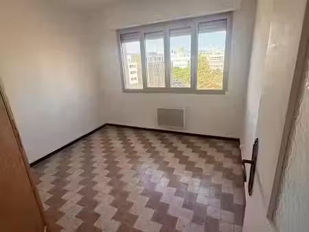 location appartement 3 pièces 58 m² à marseille 3ème (13003)  800 €