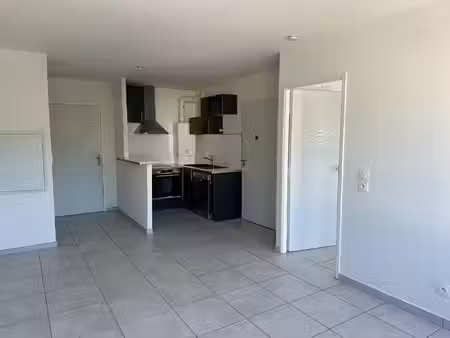 appartement t2 avec garage