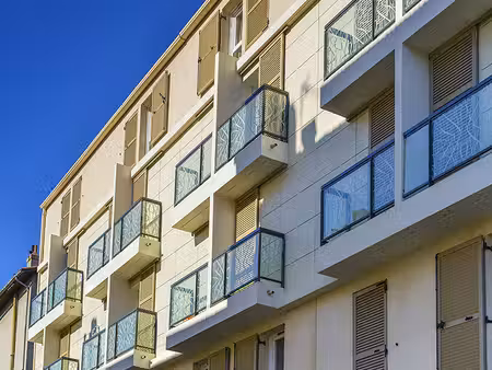 investissement lmnp loué - studio étudiants - toulon - 5 00 %