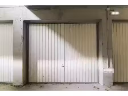 garage en sous-sol sécurisé :