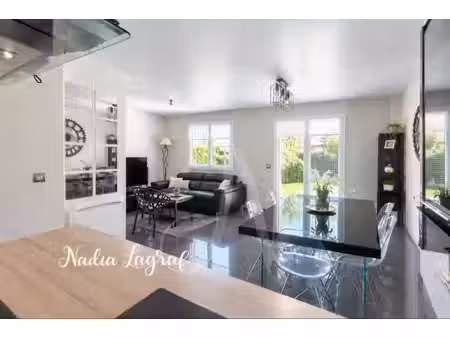 maison familiale 100 m2 avec jardin  garage 36 m2 et gare à