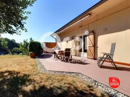 une maison familiale au cœur d’un environnement privilégié…