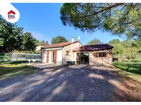 maison de plain-pied avec piscine couverte et chauffée proche figeac