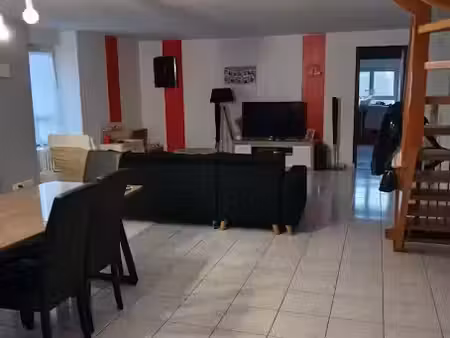 location appartement 5 pièces 140 m² à le sourn (56300)  850 €