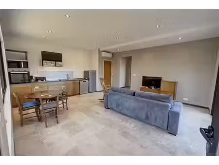 location meublée appartement 2 pièces 51.44 m² à saint-cannat (13760)  950 €