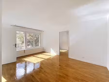 location appartement 2 pièces 38.75 m² à courbevoie (92400)  1 102 €