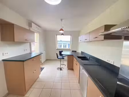 location appartement 2 pièces 97.13 m² à limoges (87000)  1 040 €