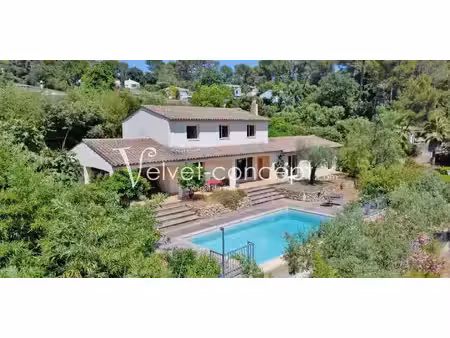 villa avec piscine valbonne (06)