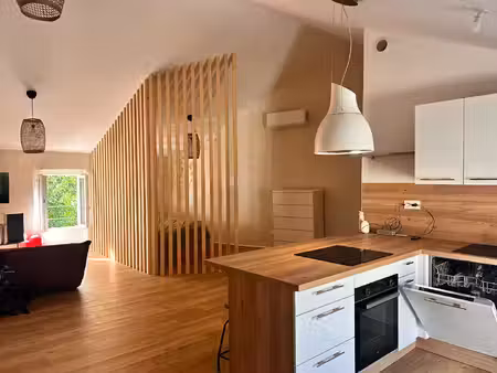 location appartement 2 pièces 51 m² à saint-restitut (26130)