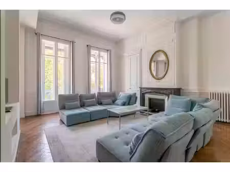 appartement bourgeois meublé