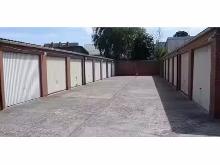garage à louer à torhout pour € 55