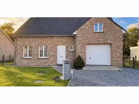 maison à louer à kwaadmechelen pour € 1.200 avec 3 chambres à coucher