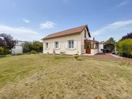 vente maison 3 pièces  70.00m²  ifs