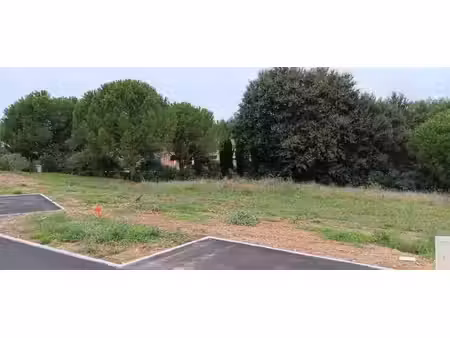 terrain constructible neuf à vendre
