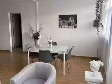 location meublée appartement 1 pièce 68 m² à évry-courcouronnes (91000)  500 €