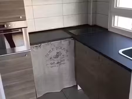 location appartement 1 pièce 31 m² à metz (57000)  489 €