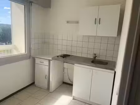 location appartement 1 pièce 25 m² à vesoul (70000)  490 €