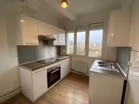 location appartement 3 pièces 47 m² à bethune (62400)  540 €