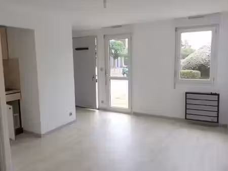 location appartement 1 pièce 20.05 m² à la rochelle (17000)  615 €