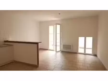 location appartement 1 pièce 48 m² à la voulte-sur-rhône (07800)  565 €