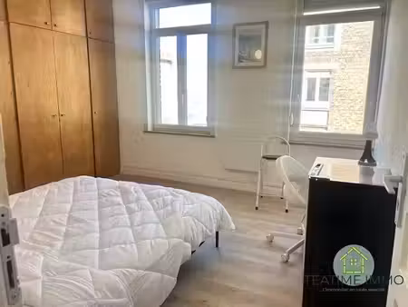 location meublée appartement 1 pièce 20 m² à tourcoing (59200)  550 €