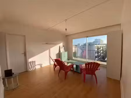 location meublée appartement 4 pièces 100 m² à troyes (10000)  340 €