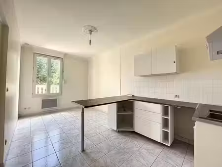 location appartement 1 pièce 29.4 m² à villers-saint-paul (60870)  515 €