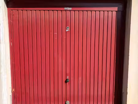 garage ferme dans une résidence sécurisée marseille 13eme