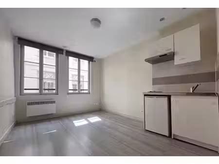 location appartement 1 pièce 14 m² à rouen (76000)  475 €