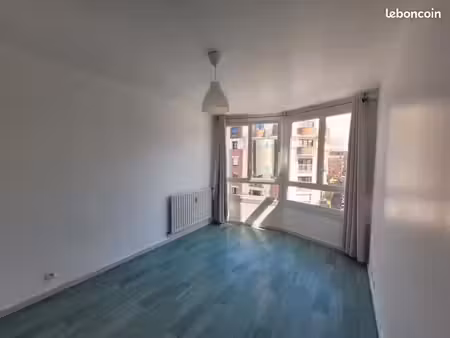 appartement 1 pièce 17 m²