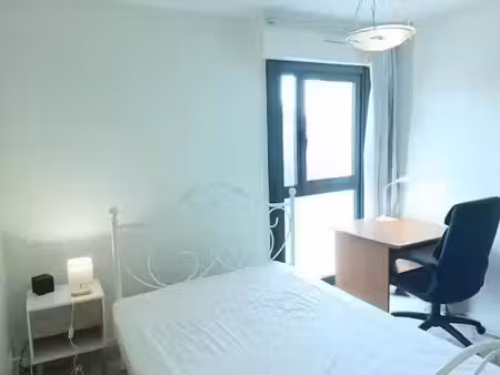 location meublée appartement 3 pièces 57 m² à pessac (33600)  560 €