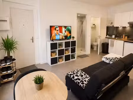 studio 25 m²