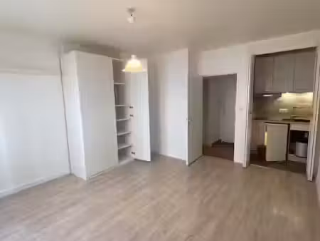 location appartement 1 pièce 24 m² à strasbourg (67000)  574 €