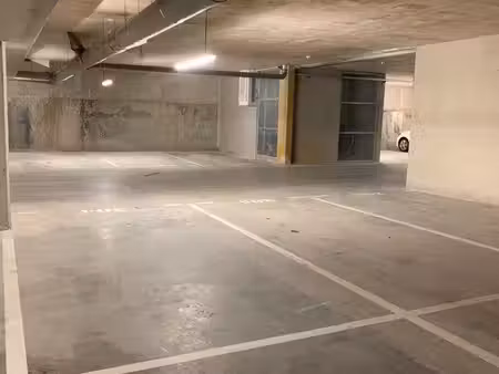 place de parking place stalingrad