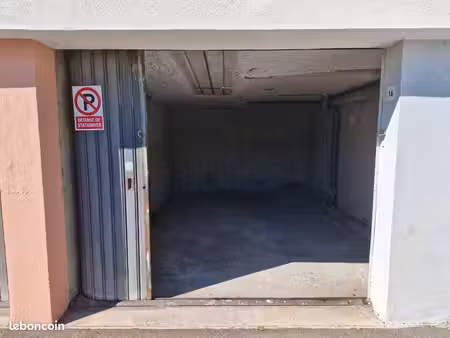 garage / box 18 m² à louer – toulouse 31100■110 / mois