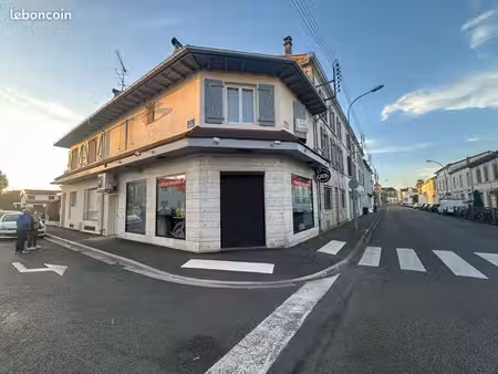 local commercial