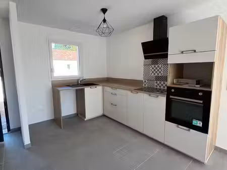 maison neuve mouilleron le captif