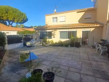 villa 4 pièces 115 m²