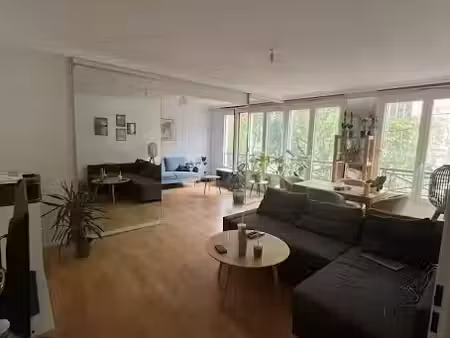 location meublée appartement 1 pièce 81 m² à lille (59000)  676 €