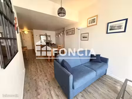 appartement meublé 2 pièces 48.57m² à louer 800 - la rochelle 17000